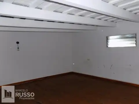 Depto Tipo Casa 3 ambientes con 2 baños
