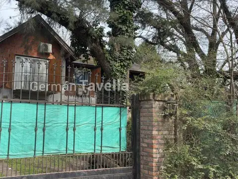 Venta casa 5 Amb Villa Udaondo, Ituzaingo