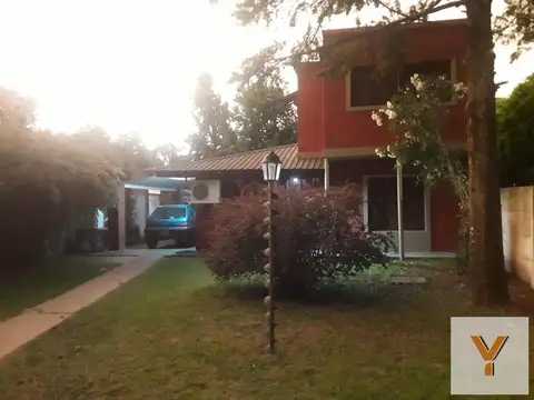Casa en venta - 3 Dormitorios 1 Baño - Cochera - 600Mts2 - Nueve de Julio