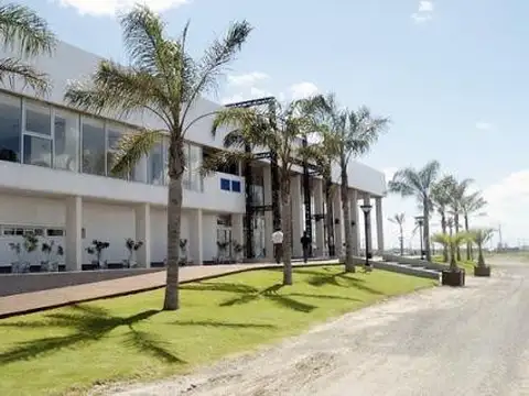 Terreno en Venta 30  mts Fondo