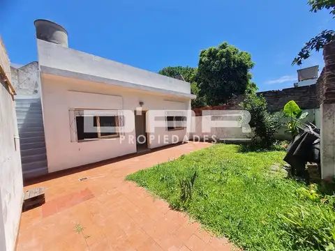 Liniers 500, Piso PB