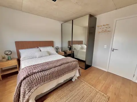 VENTA APARTAMENTO UN DORMITORIO CON PATIO EN BUCEO