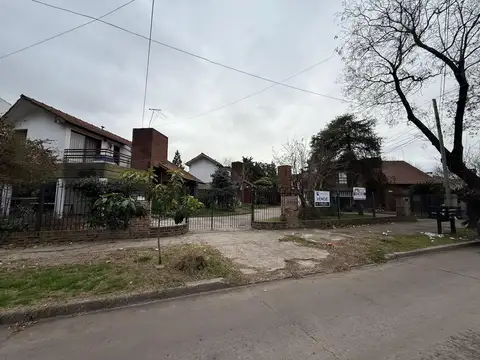 Saavedra 200
