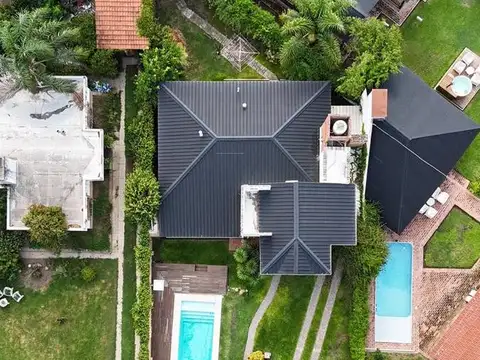 Casa en Venta con 1 cochera