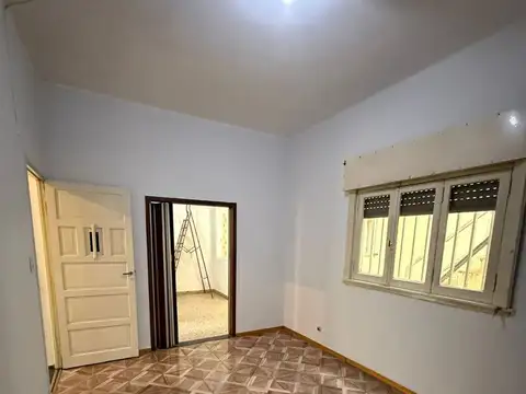 Depto Tipo Casa en Alquiler 43 años