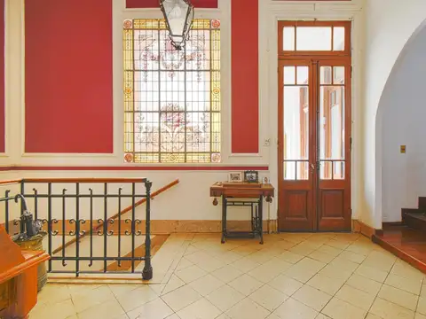 Depto Tipo Casa en Venta de 5 ambientes