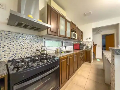 CASA VENTA OLMOS PARQUE PILETA QUINTA CHACRA
