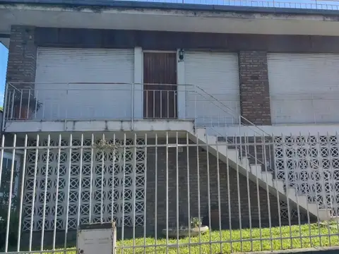 Pasaje Guido 880
