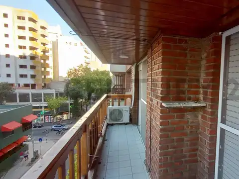 Departamento 4 ambientes con 3 baños