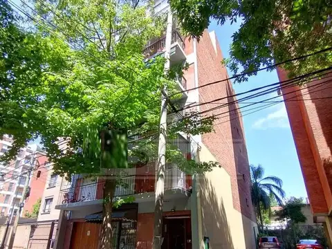 VENTA DE DEPARTAMENTO 2 AMBIENTES  CON COCHERA