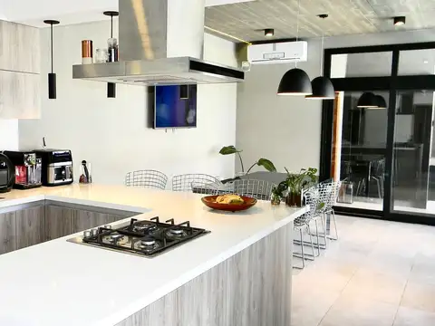 Casa en Alquiler de 3 dormitorios