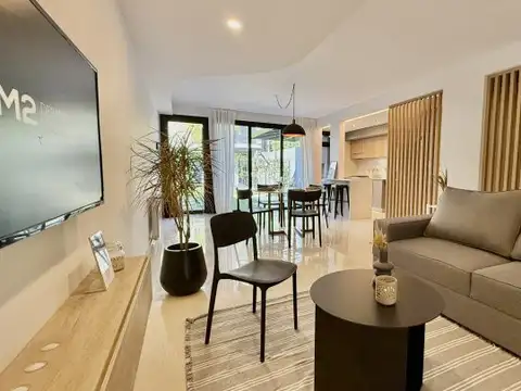 Depto Tipo Casa en Venta en Fisherton, USD 242.000
