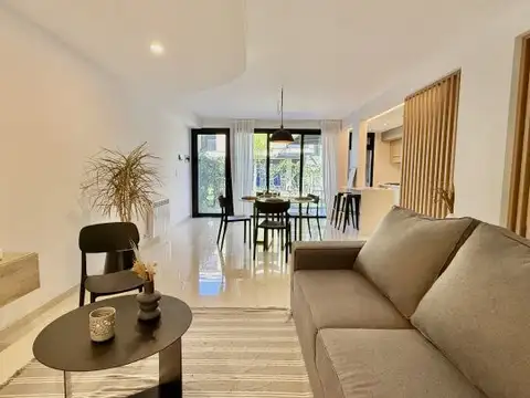 Depto Tipo Casa en Venta de 3 dormitorios