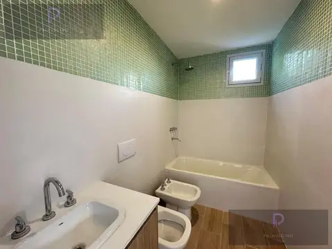 Depto Tipo Casa 3 ambientes con 2 baños