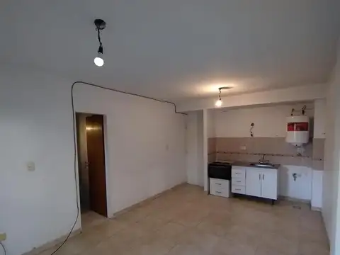 Cris. Larralde  1100 2° Piso