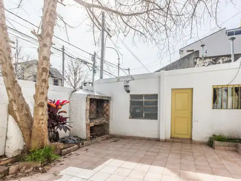 VENTA DE CASA 3 AMBIENTES C/MONOAMBIENTE Y COCHERA CUBIERTA EN SAN ANDRÉS, SAN MARTÍN