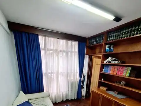 Oficina en Venta 40 años
