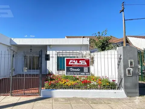 CASA | 3 AMBIENTES | JARDÍN | GRAN POTENCIAL | COCHERA | SAN ANTONIO DE PADUA