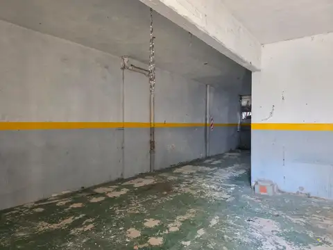Laguna 900, Piso PB