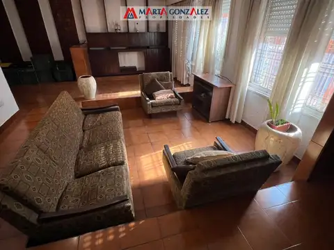 Casa en Venta en Villa Sarmiento, USD 159.000