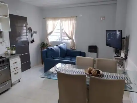 Depto Tipo Casa en Venta de 2 ambientes