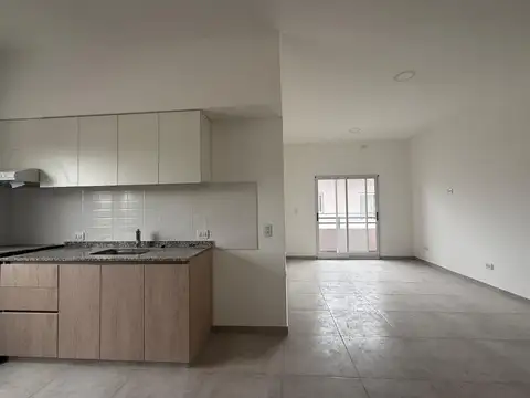 Departamento en Alquiler con 1 cocheras