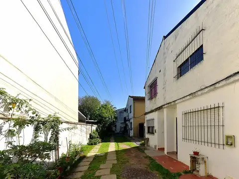 Depto Tipo Casa en Venta 41 años