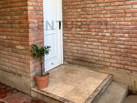 Juan de Garay 1500, Piso 0