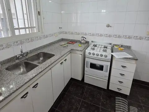 Casa 2 ambientes con 1 baño