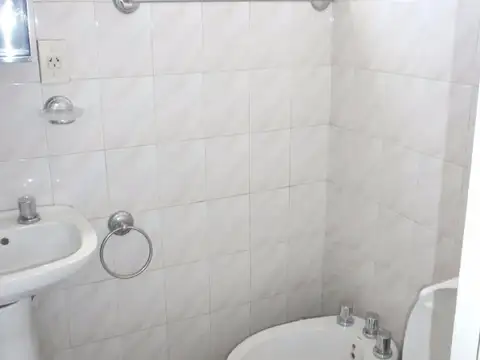 Calle 34 500, Piso 2