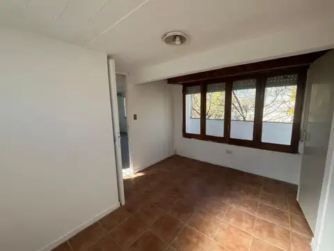 Calle 34 500, Piso 2