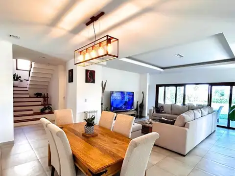 Casa en Alquiler 1 año