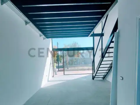 485 ESQUINA 138 , Piso 0