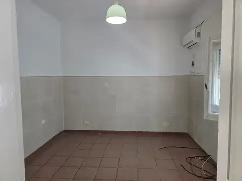 Depto Tipo Casa 2 ambientes con 1 baño