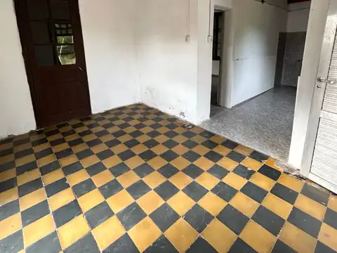 Casa 3 ambientes con 1 baño