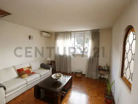 Calle 2 entre 38 y Diagonal 74 , Piso 0