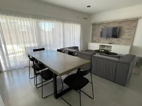 Casa en Alquiler Temporal en Docta, USD 1.600