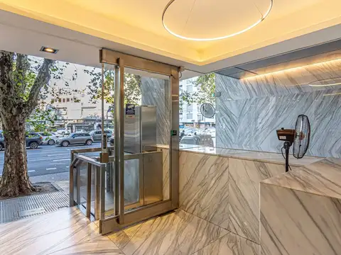 Alquiler oficina en Belgrano 100m2 con cochera