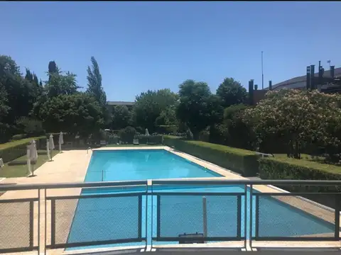 Departamento Dúplex  en Alquiler en Las Mercedes, Pilar, G.B.A. Zona Norte