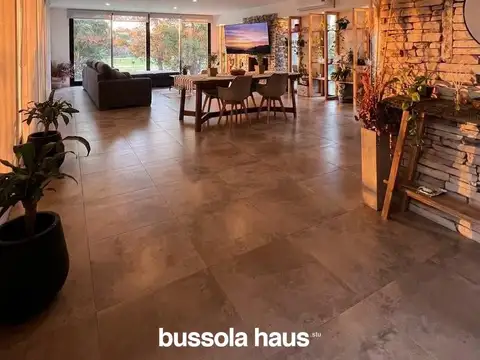 Casa en Alquiler de 3 dormitorios