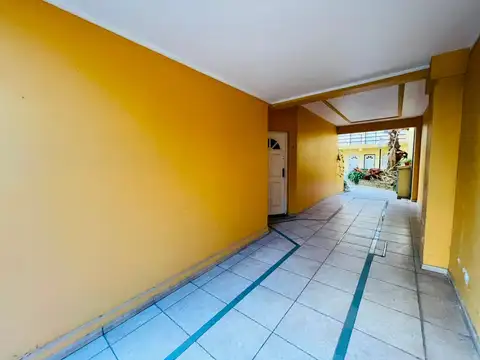 Depto Tipo Casa 4 ambientes con 1 baño