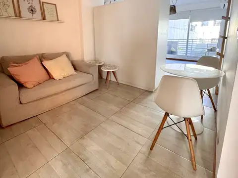 Guardia Vieja 4100, Piso 1