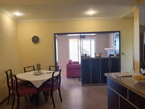 Casa en Venta en San Isidro Labrador, USD 430.000