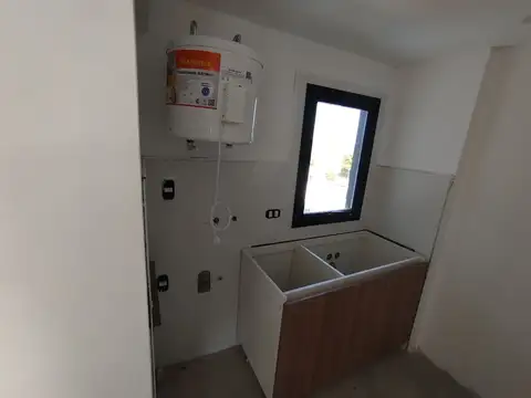 Departamento en Venta en Santos Lugares, USD 70.000