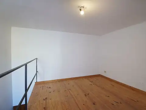 Depto Tipo Casa en Venta 46 años