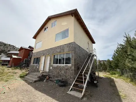 El Basalto, Lote 100