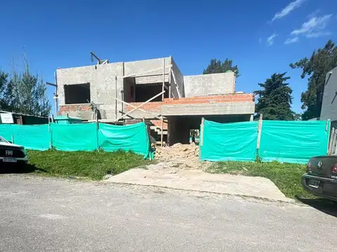 Casa en Construccion a la venta en Barrio Cerrado Fincas de Alvarez
