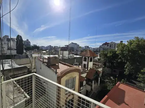 Lezica 4000, Piso 4