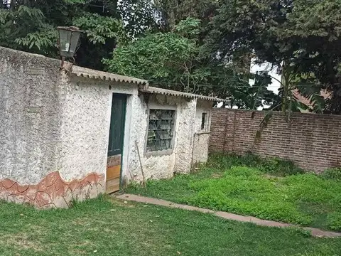 Quinta La Cenicienta en calle 40 al 5300 Plátanos