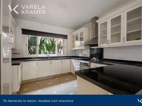 Casa en Alquiler al Oeste